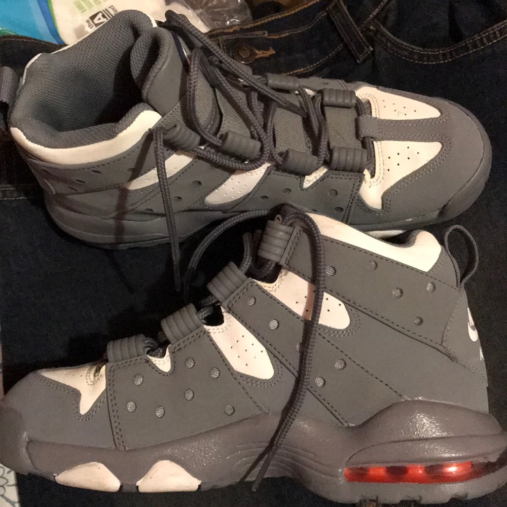 Air max gym shoes
